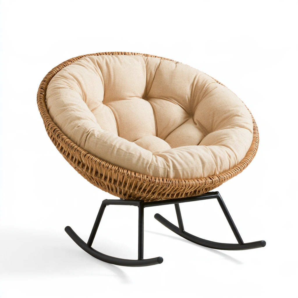 Fauteuil papasan aux lignes épurées, coloris beige clair